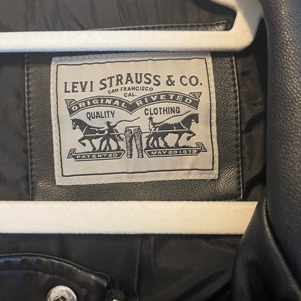 Levi’s Leather Jacket - image 4